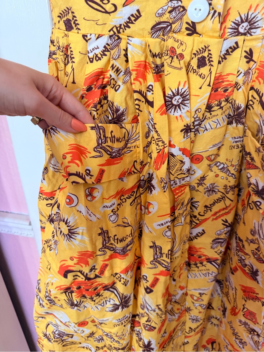 Vivien of Holloway Rockabilly pinup tiki Yellow Printed Shirt Dress with Buttons - Picture 3 of 7